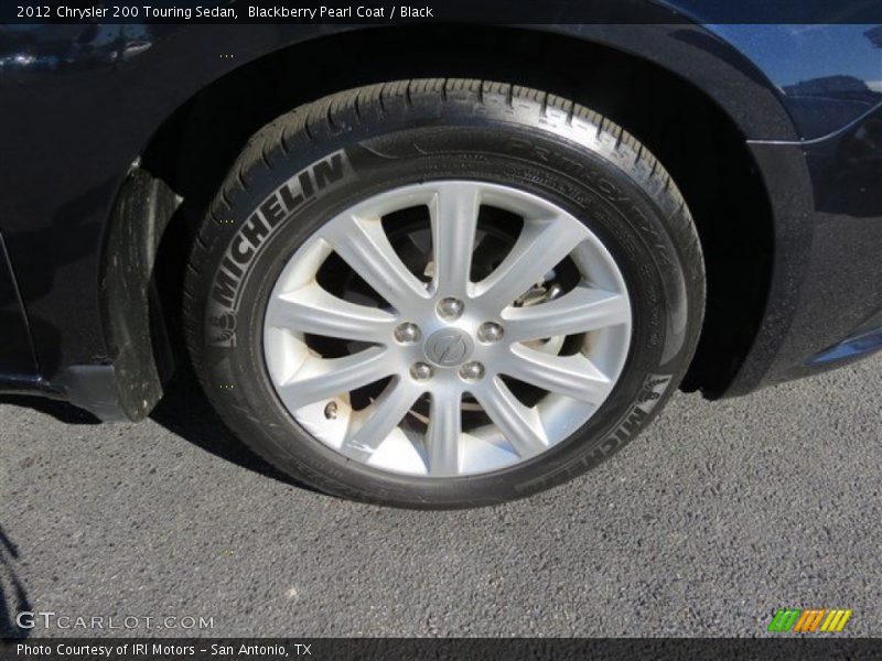 Blackberry Pearl Coat / Black 2012 Chrysler 200 Touring Sedan