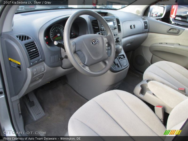 Silver / Gray 2007 Kia Sedona LX