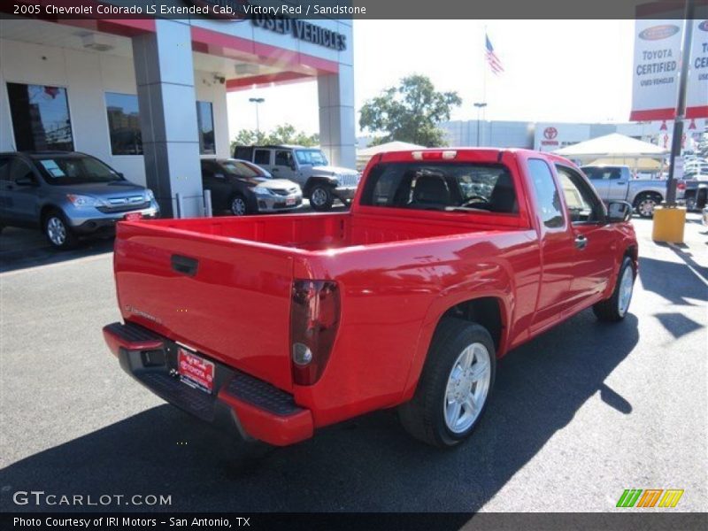 Victory Red / Sandstone 2005 Chevrolet Colorado LS Extended Cab