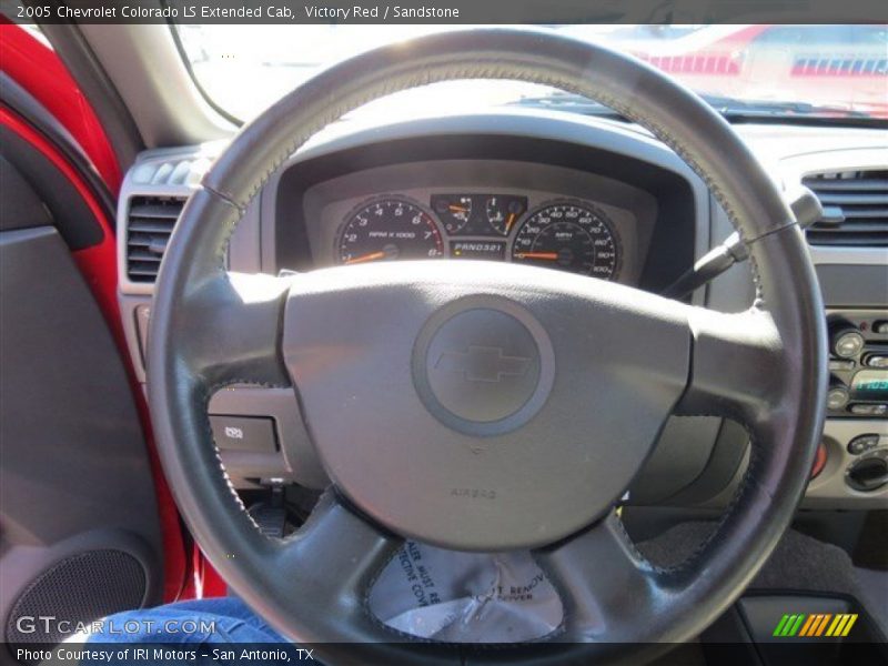 Victory Red / Sandstone 2005 Chevrolet Colorado LS Extended Cab