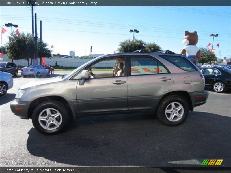 Mineral Green Opalescent / Ivory 2002 Lexus RX 300