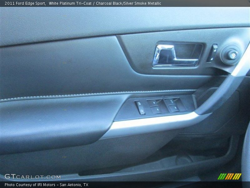 White Platinum Tri-Coat / Charcoal Black/Silver Smoke Metallic 2011 Ford Edge Sport