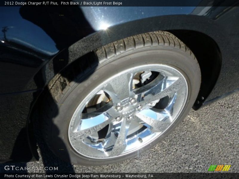 Pitch Black / Black/Light Frost Beige 2012 Dodge Charger R/T Plus