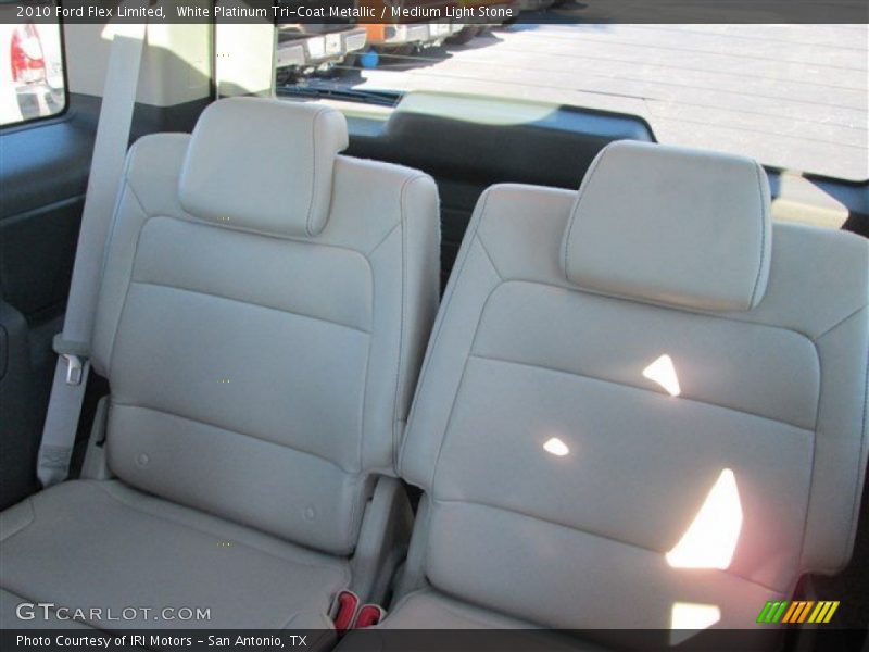 White Platinum Tri-Coat Metallic / Medium Light Stone 2010 Ford Flex Limited