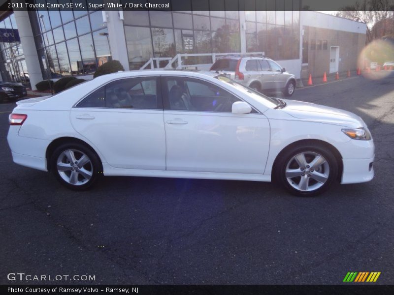 Super White / Dark Charcoal 2011 Toyota Camry SE V6