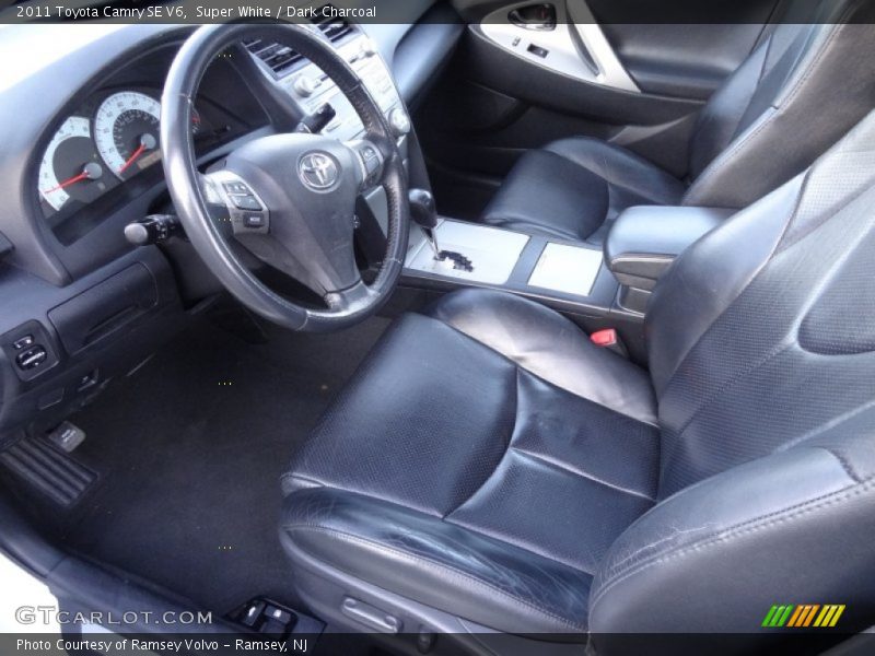 Super White / Dark Charcoal 2011 Toyota Camry SE V6