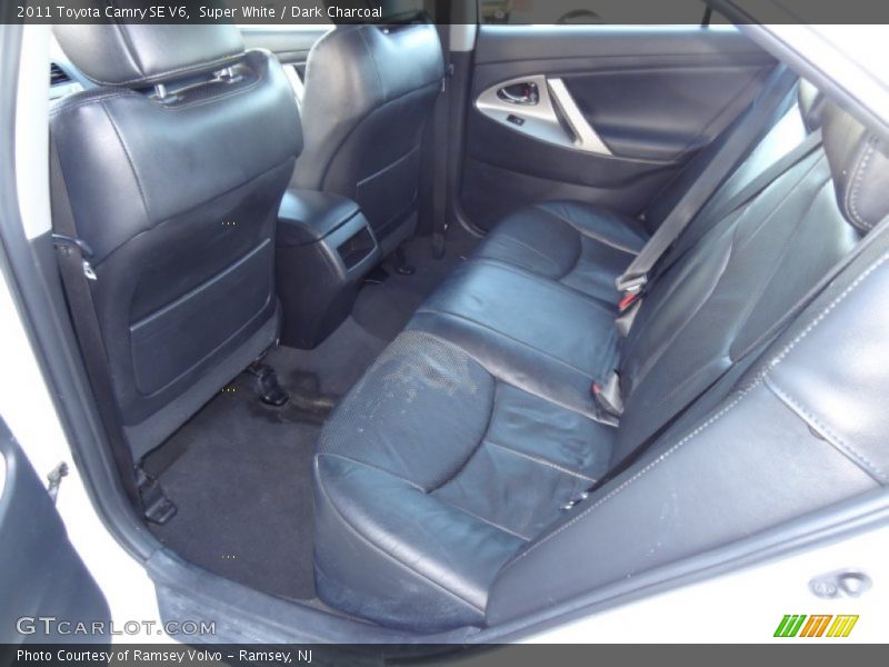 Super White / Dark Charcoal 2011 Toyota Camry SE V6