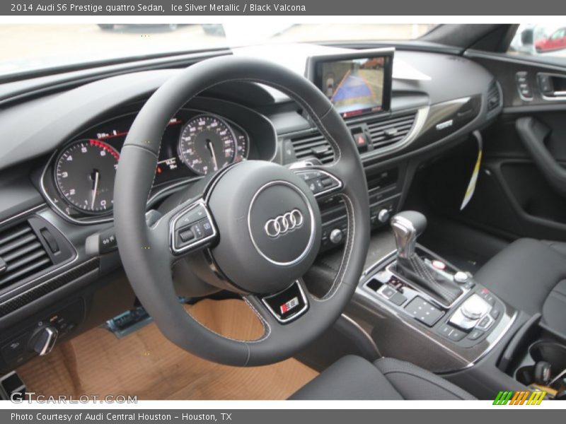 Dashboard of 2014 S6 Prestige quattro Sedan