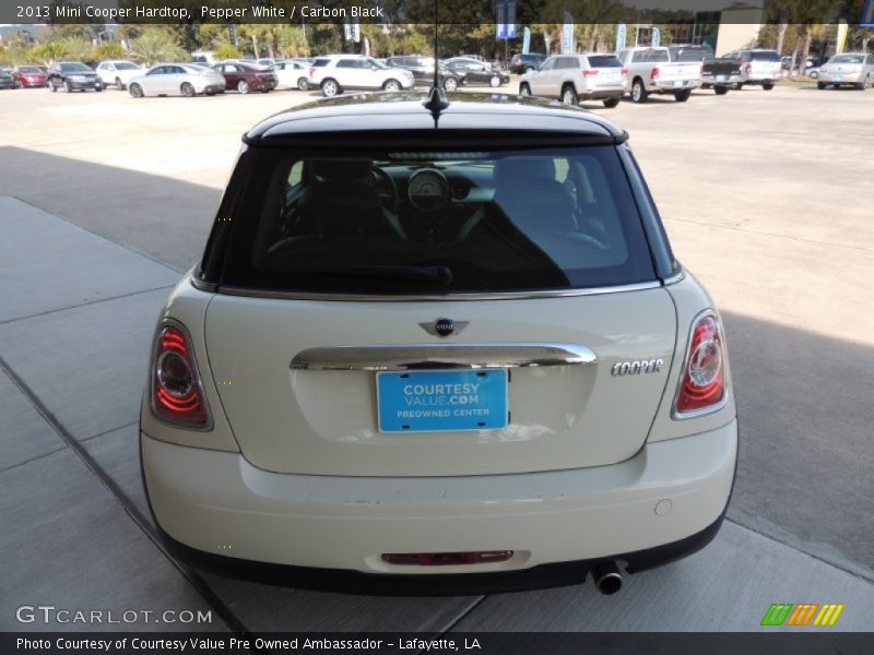 Pepper White / Carbon Black 2013 Mini Cooper Hardtop