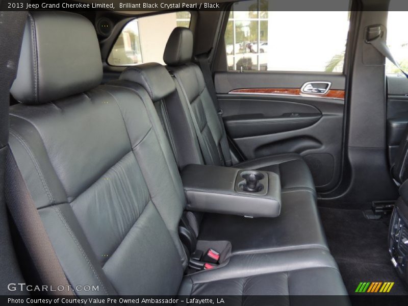 Brilliant Black Crystal Pearl / Black 2013 Jeep Grand Cherokee Limited