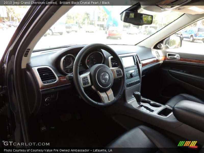 Brilliant Black Crystal Pearl / Black 2013 Jeep Grand Cherokee Limited