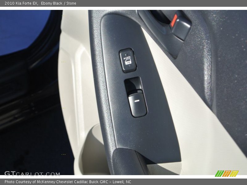 Ebony Black / Stone 2010 Kia Forte EX