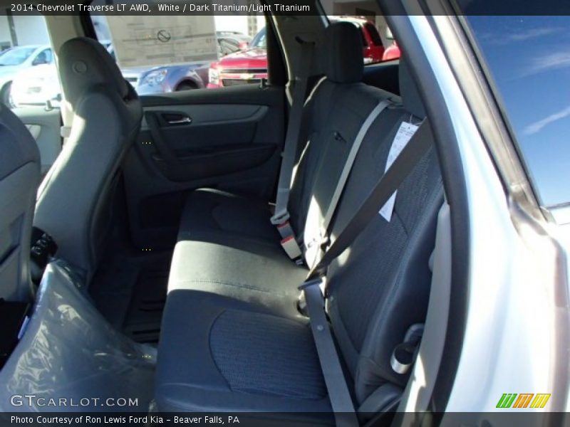 White / Dark Titanium/Light Titanium 2014 Chevrolet Traverse LT AWD