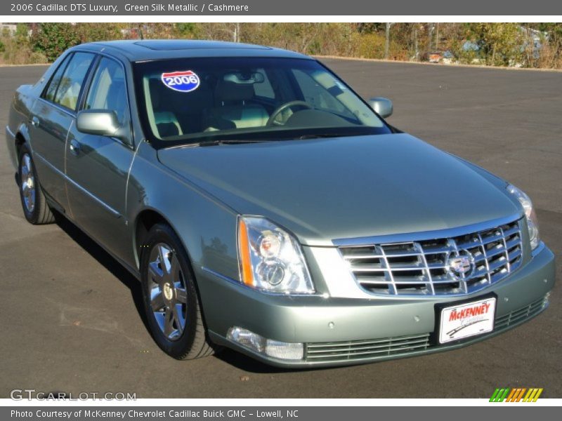 Green Silk Metallic / Cashmere 2006 Cadillac DTS Luxury