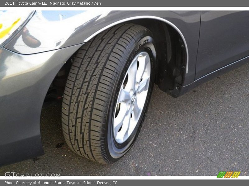 Magnetic Gray Metallic / Ash 2011 Toyota Camry LE