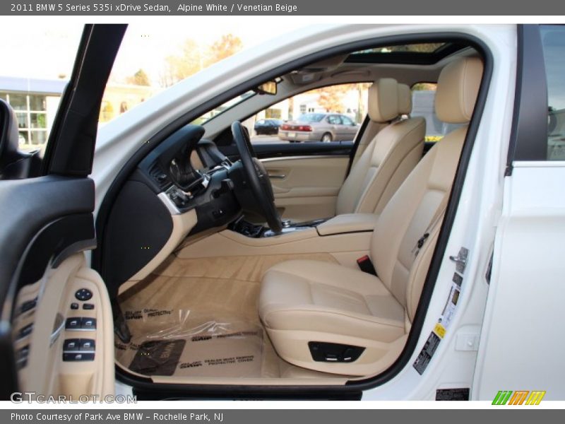 Alpine White / Venetian Beige 2011 BMW 5 Series 535i xDrive Sedan