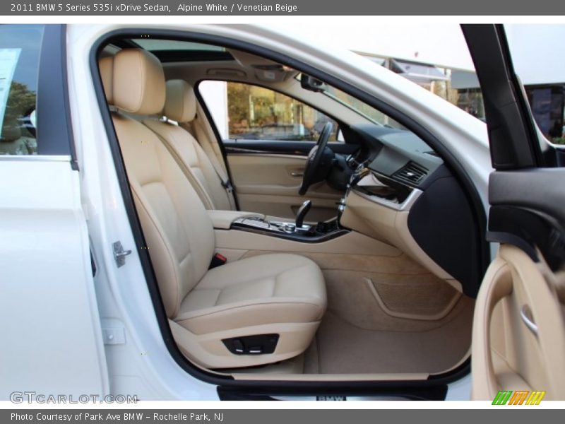 Alpine White / Venetian Beige 2011 BMW 5 Series 535i xDrive Sedan