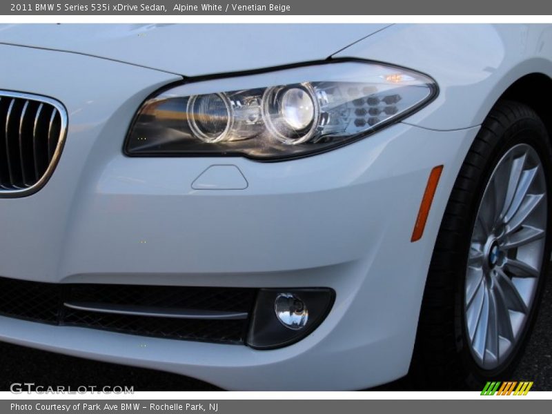 Alpine White / Venetian Beige 2011 BMW 5 Series 535i xDrive Sedan