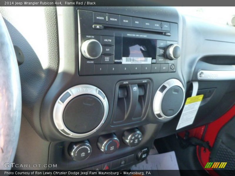 Controls of 2014 Wrangler Rubicon 4x4
