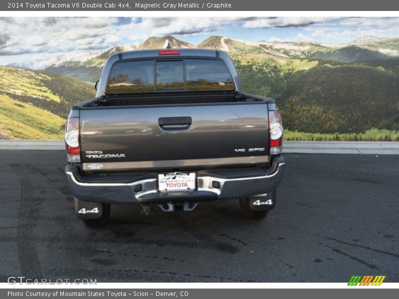 Magnetic Gray Metallic / Graphite 2014 Toyota Tacoma V6 Double Cab 4x4