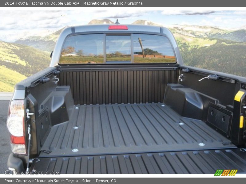 Magnetic Gray Metallic / Graphite 2014 Toyota Tacoma V6 Double Cab 4x4