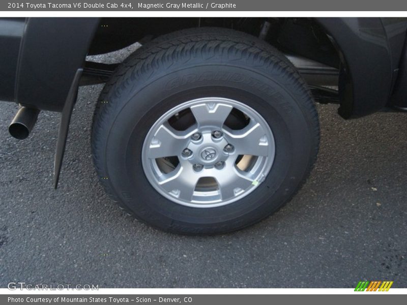Magnetic Gray Metallic / Graphite 2014 Toyota Tacoma V6 Double Cab 4x4