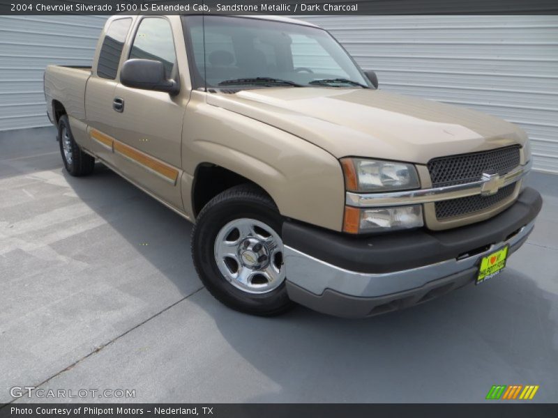 Sandstone Metallic / Dark Charcoal 2004 Chevrolet Silverado 1500 LS Extended Cab