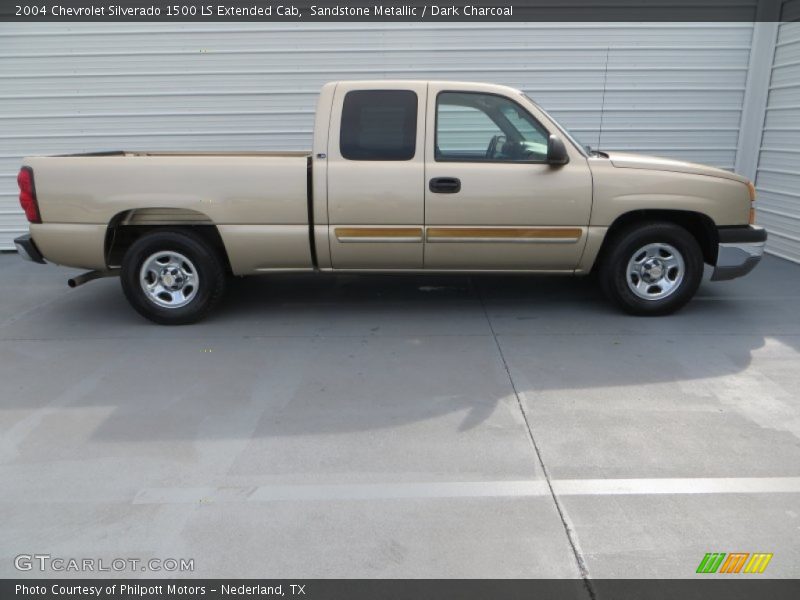 Sandstone Metallic / Dark Charcoal 2004 Chevrolet Silverado 1500 LS Extended Cab