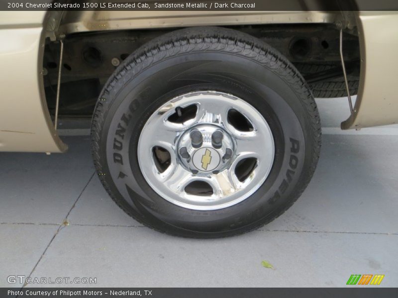 Sandstone Metallic / Dark Charcoal 2004 Chevrolet Silverado 1500 LS Extended Cab