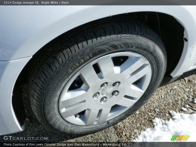 Bright White / Black 2014 Dodge Avenger SE