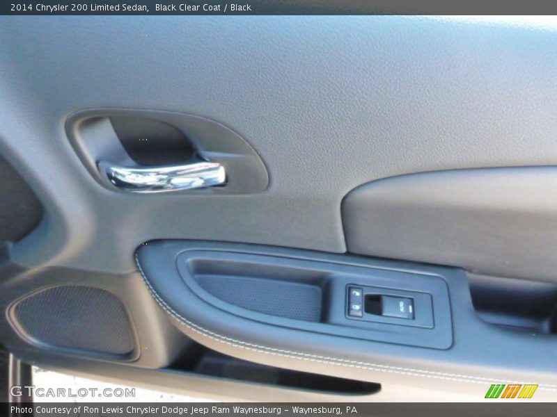 Black Clear Coat / Black 2014 Chrysler 200 Limited Sedan