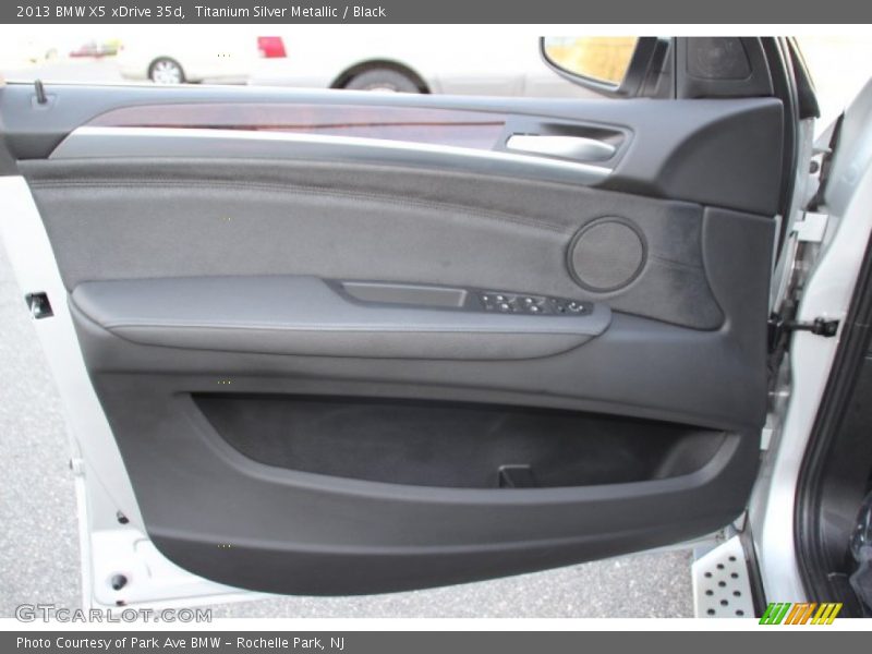 Titanium Silver Metallic / Black 2013 BMW X5 xDrive 35d