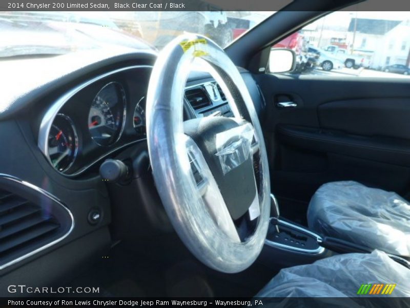 Black Clear Coat / Black 2014 Chrysler 200 Limited Sedan