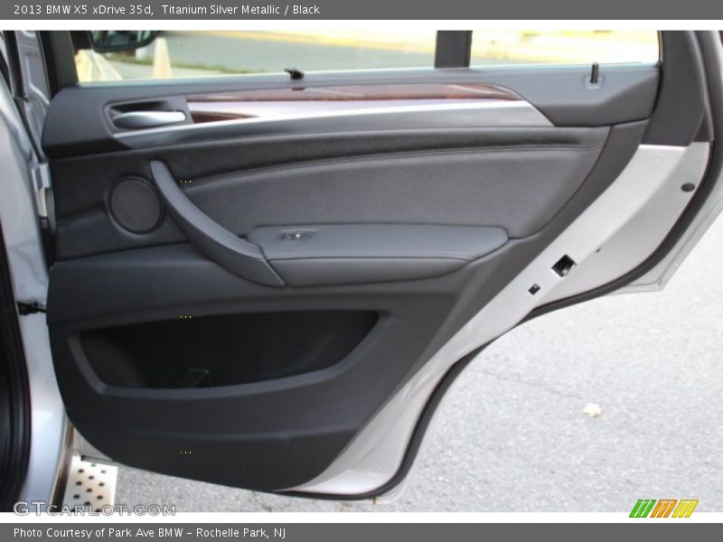 Titanium Silver Metallic / Black 2013 BMW X5 xDrive 35d