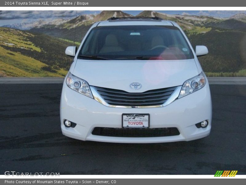 Super White / Bisque 2014 Toyota Sienna XLE