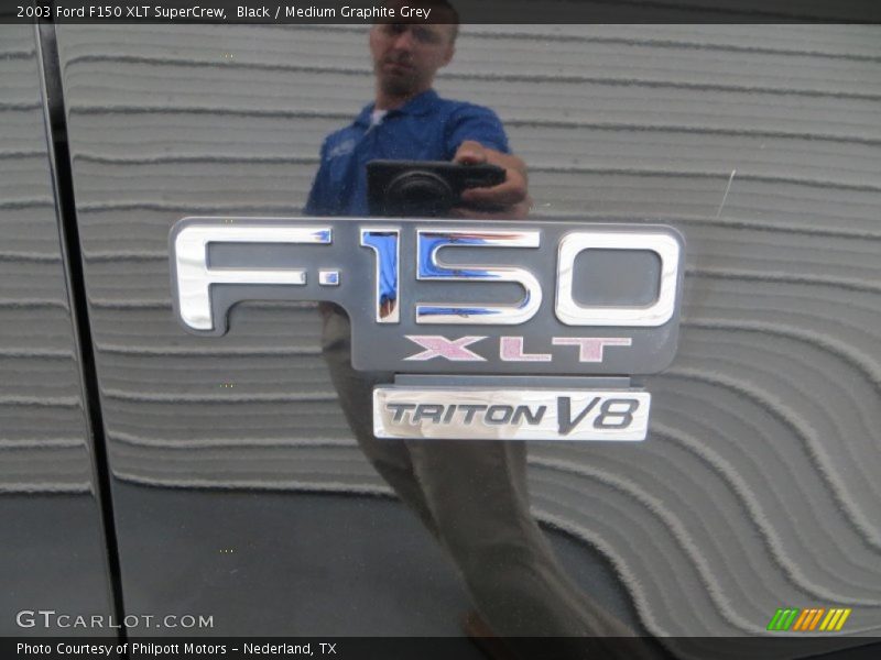Black / Medium Graphite Grey 2003 Ford F150 XLT SuperCrew