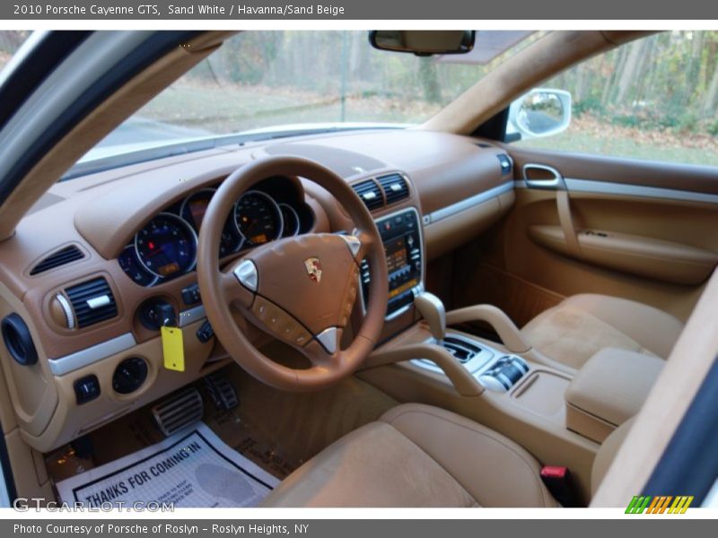 Sand White / Havanna/Sand Beige 2010 Porsche Cayenne GTS