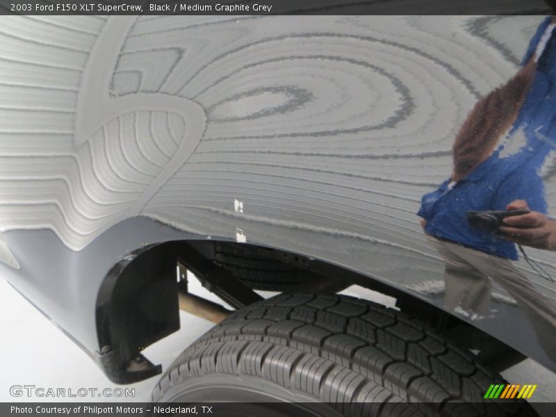 Black / Medium Graphite Grey 2003 Ford F150 XLT SuperCrew