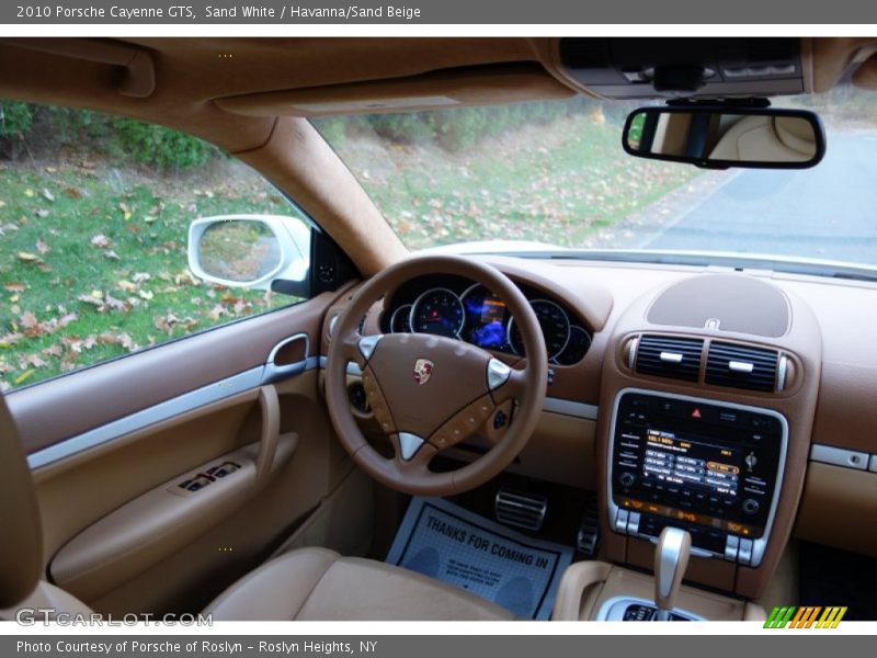 Sand White / Havanna/Sand Beige 2010 Porsche Cayenne GTS