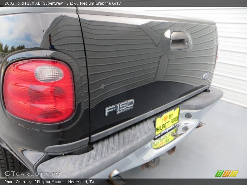 Black / Medium Graphite Grey 2003 Ford F150 XLT SuperCrew