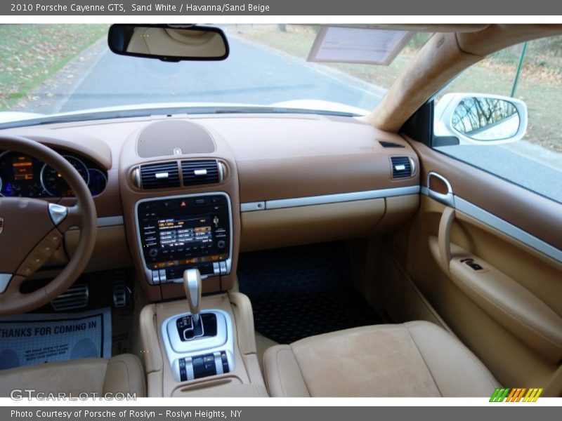 Sand White / Havanna/Sand Beige 2010 Porsche Cayenne GTS