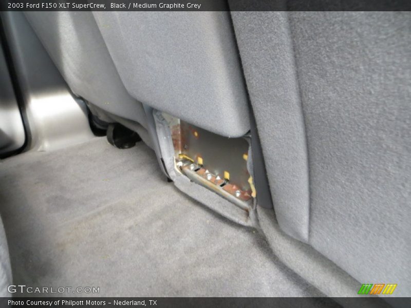 Black / Medium Graphite Grey 2003 Ford F150 XLT SuperCrew