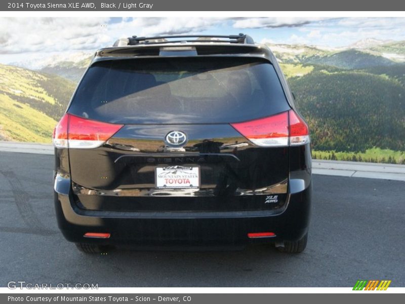 Black / Light Gray 2014 Toyota Sienna XLE AWD