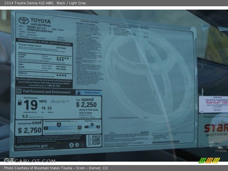 Black / Light Gray 2014 Toyota Sienna XLE AWD