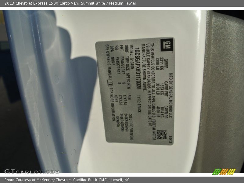 Summit White / Medium Pewter 2013 Chevrolet Express 1500 Cargo Van