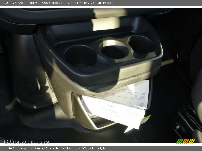 Summit White / Medium Pewter 2013 Chevrolet Express 1500 Cargo Van