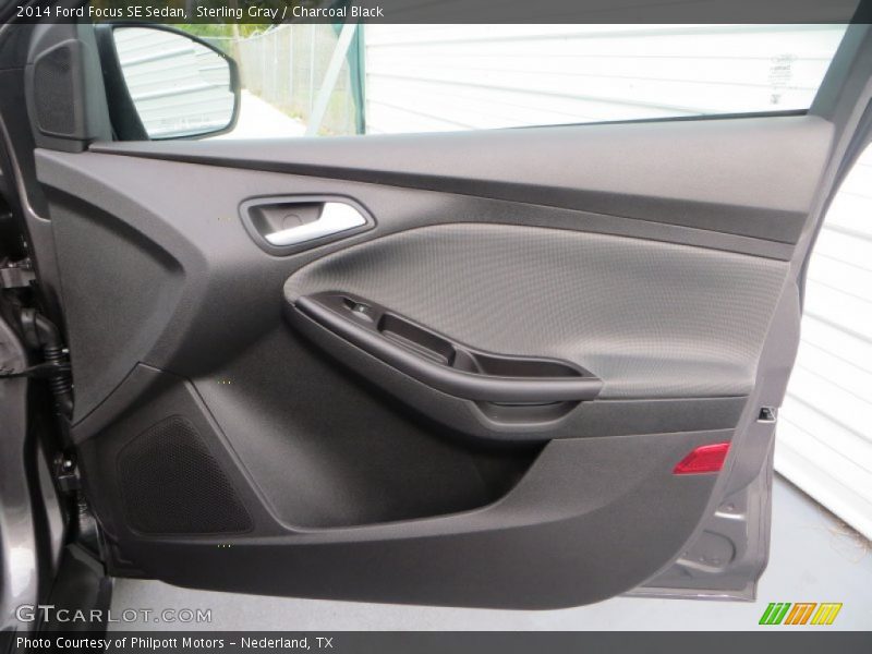 Sterling Gray / Charcoal Black 2014 Ford Focus SE Sedan