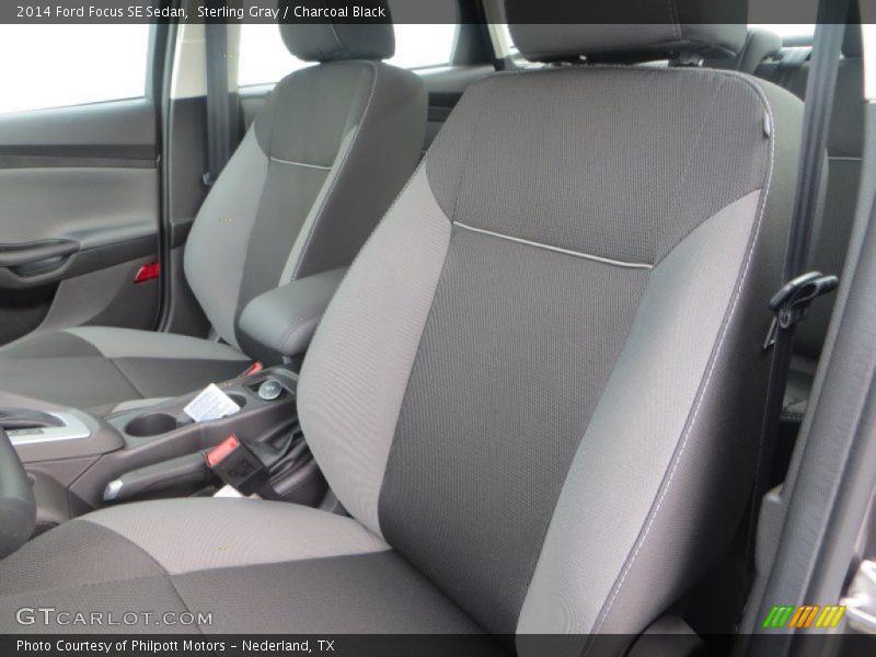 Sterling Gray / Charcoal Black 2014 Ford Focus SE Sedan