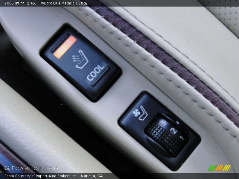 Twilight Blue Metallic / Latte 2005 Infiniti Q 45