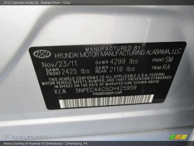 Radiant Silver / Gray 2012 Hyundai Sonata SE
